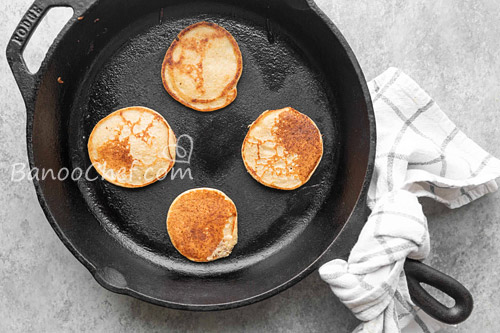 طرز تهیه مینی پنکیک موز و جو دوسر برای کودکان پنکیک کودک ( موز و جو دوسر )