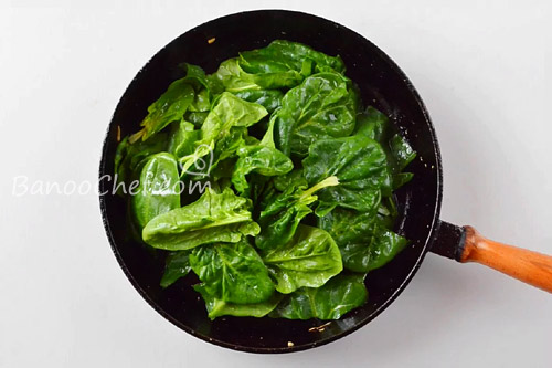 طرز تهیه پیراشکی مرغ با خمیر پفکی پیراشکی مرغ و اسفناج با خمیر هزارلا