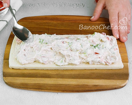 کیک سالاد تخم مرغ با نان تست