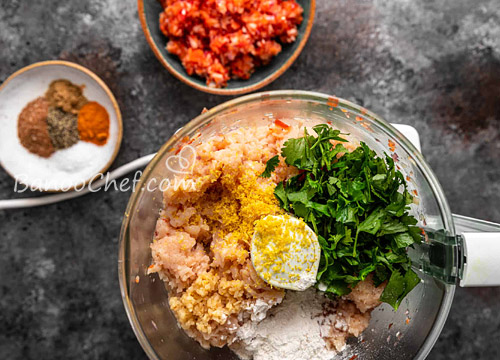 طرز تهیه کوبیده مرغ کوبیده مرغ و فلفل دلمه ای