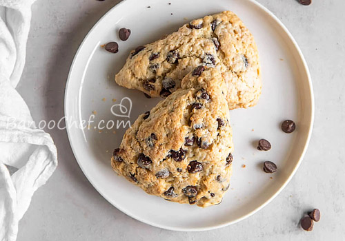 شیرینی اسکون با چیپس شکلات نان اسکون با چیپس شکلاتی