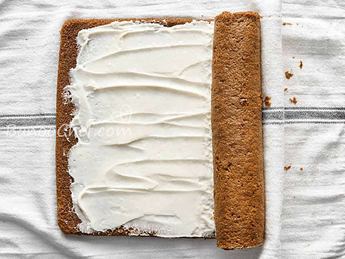 رولت قهوه ( نسکافه )