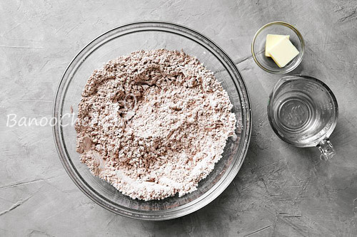 گلیز شکلاتی با پودر کاکائو